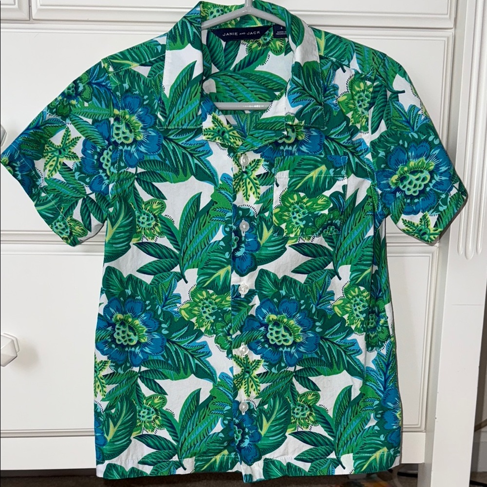 Janie and Jack Green Hawaiian toddler boys Shirt. Size 4t.